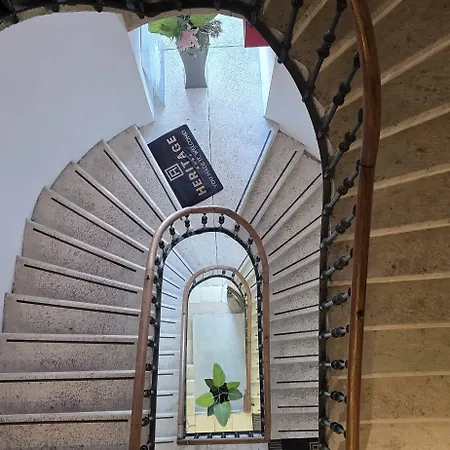 A Heritage Готель 4*