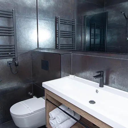 A Heritage سبليت