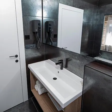 A Heritage 4* سبليت